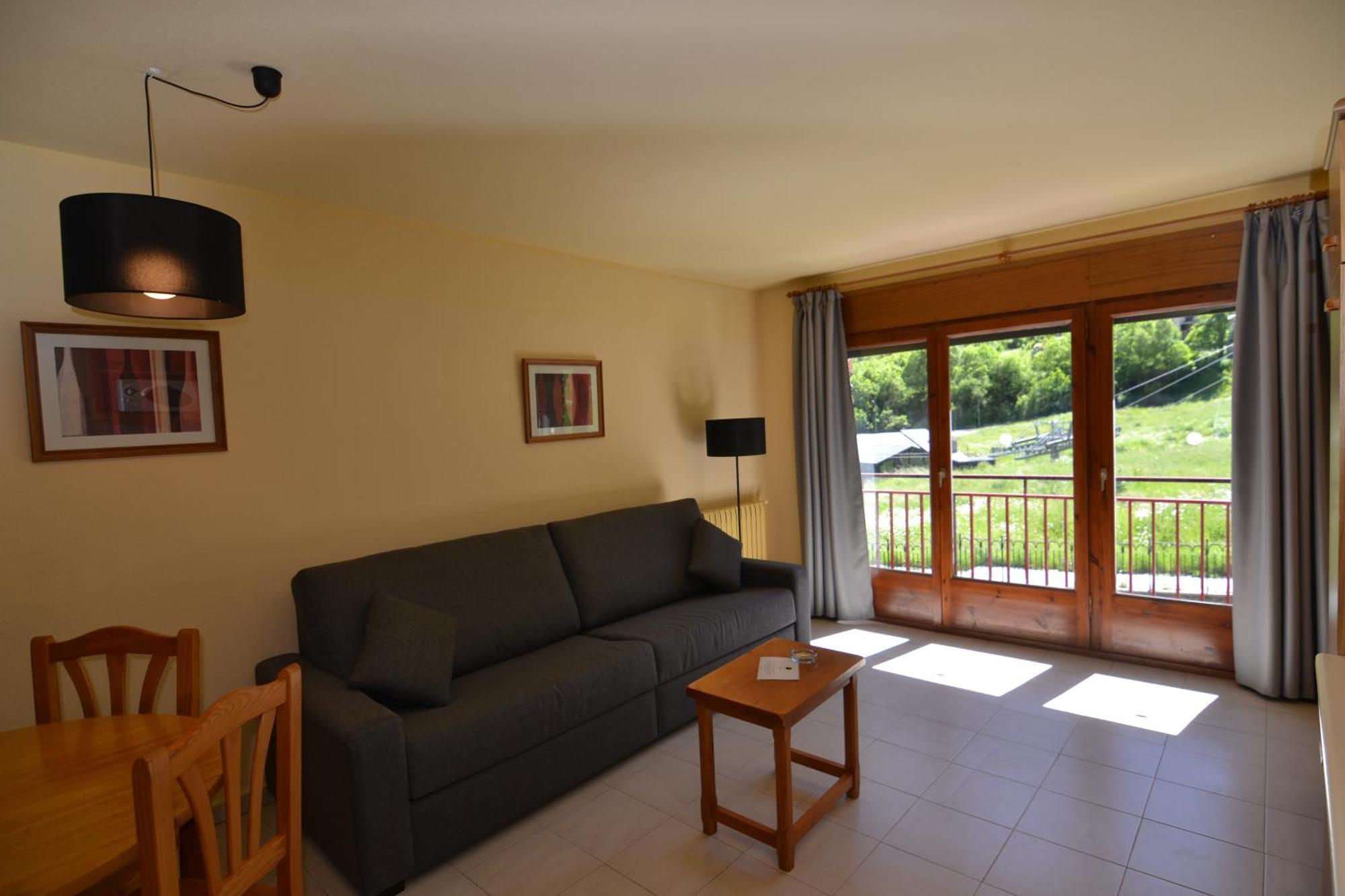 Apartamentos Turisticos Poblado อรินซัล ภายนอก รูปภาพ