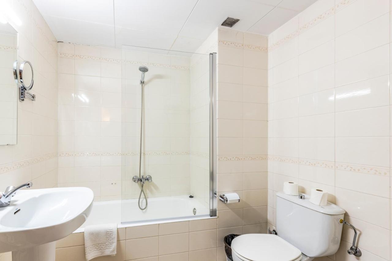 Apartamentos Turisticos Poblado อรินซัล ภายนอก รูปภาพ